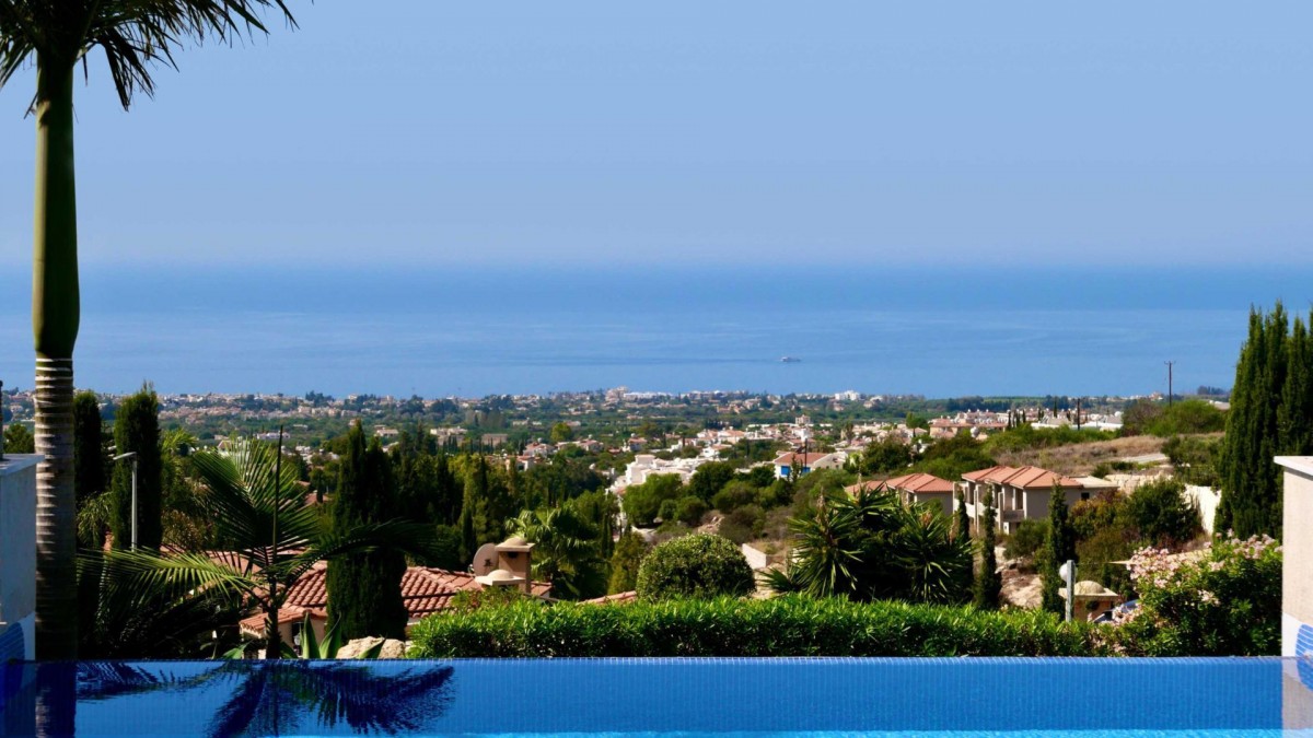Villas / Houses in Tala