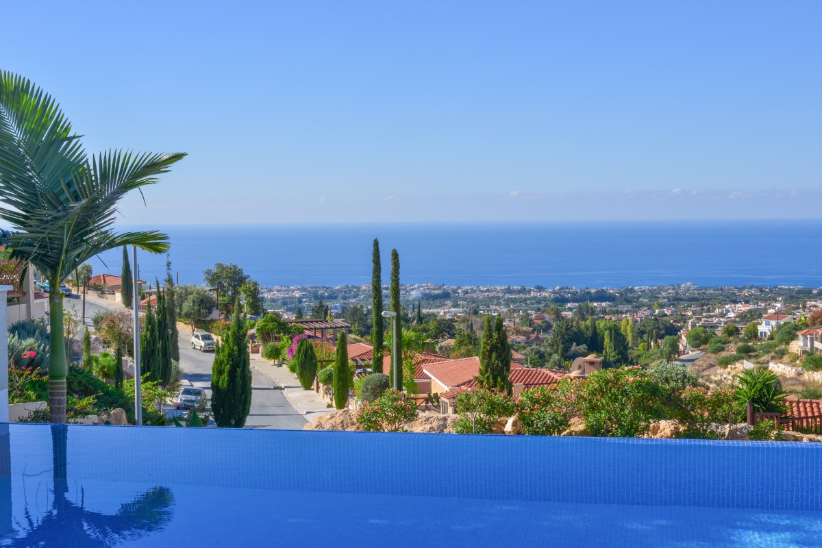 Villas / Houses in Tala