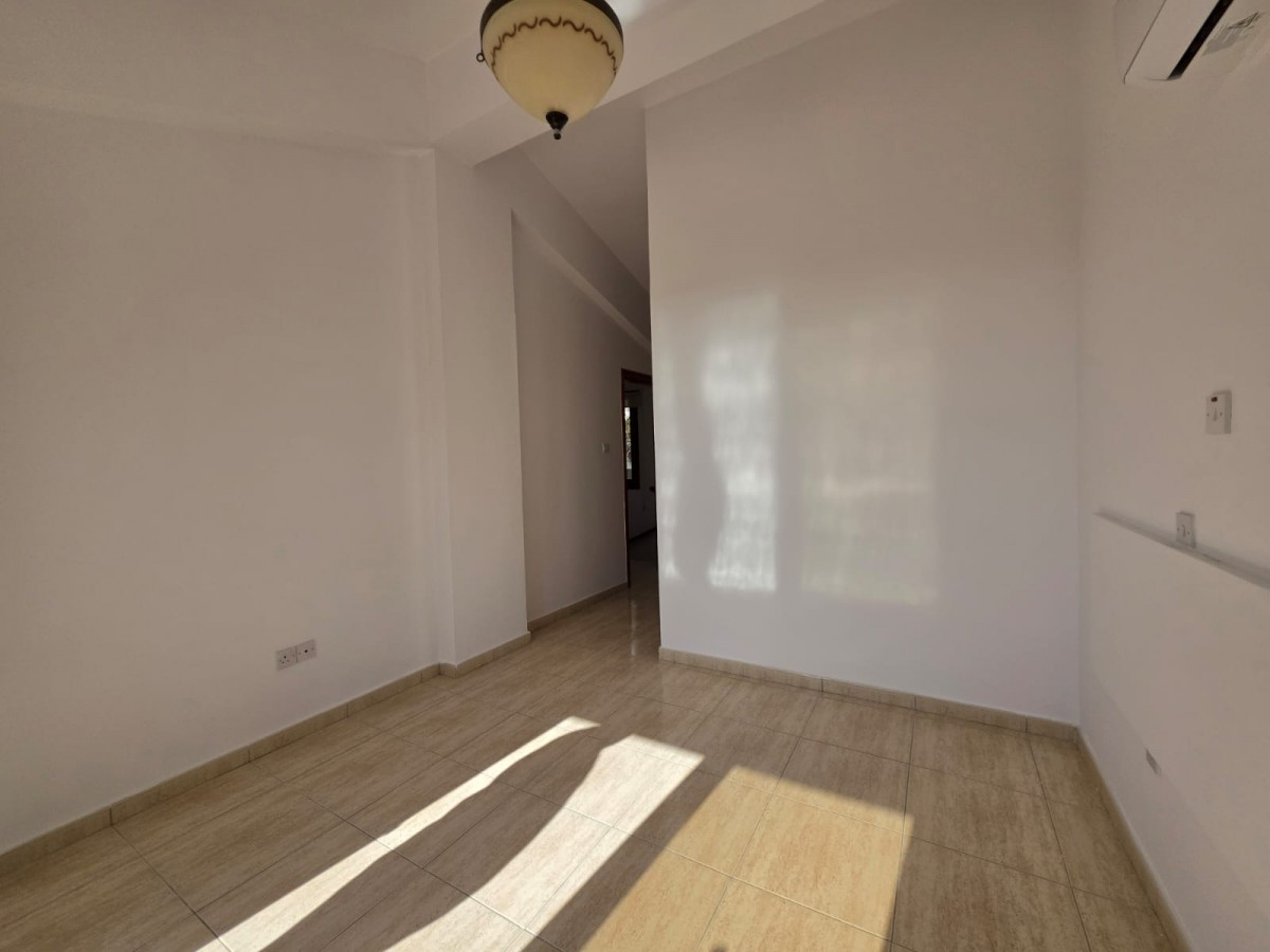 Detached Villa For Rent  in  Kissonerga