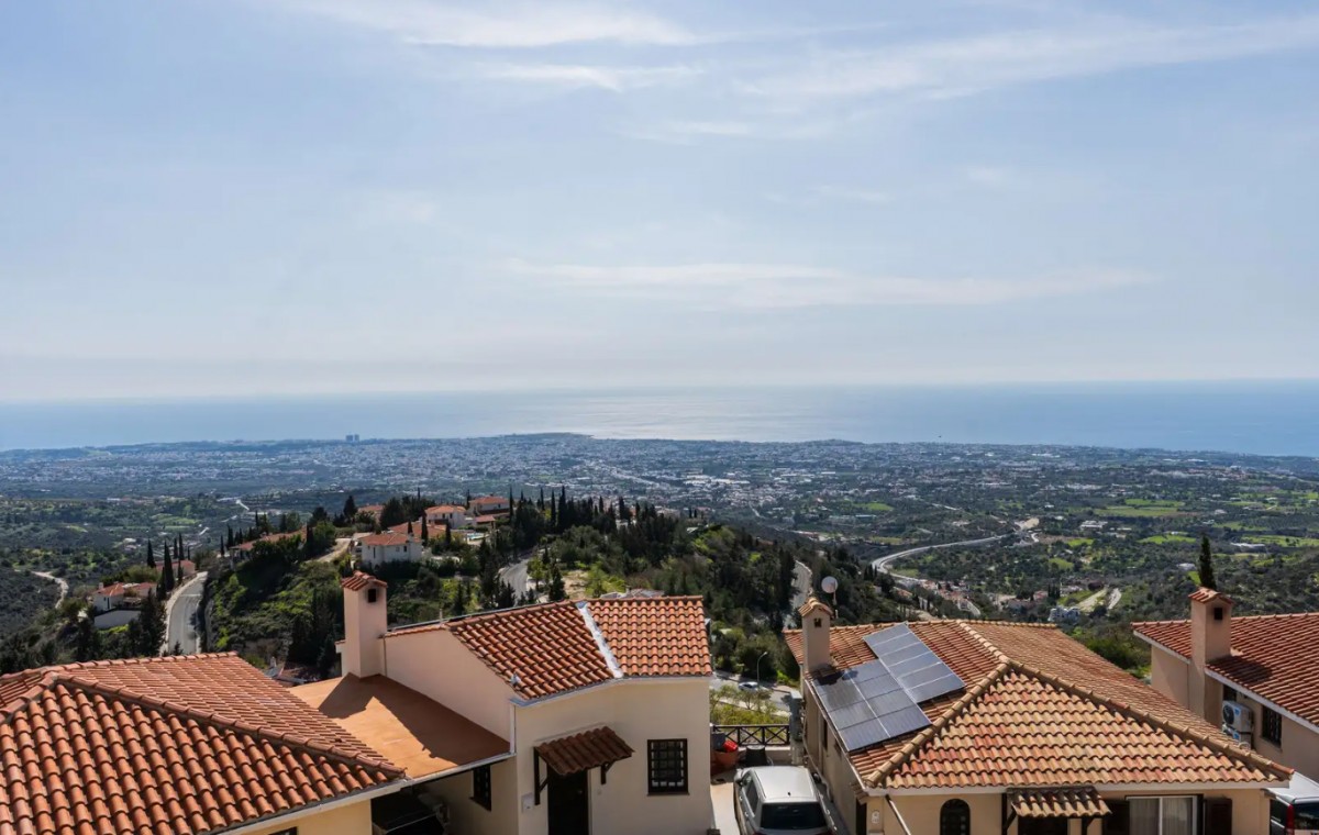 Detached Villa For Sale  in  Tsada