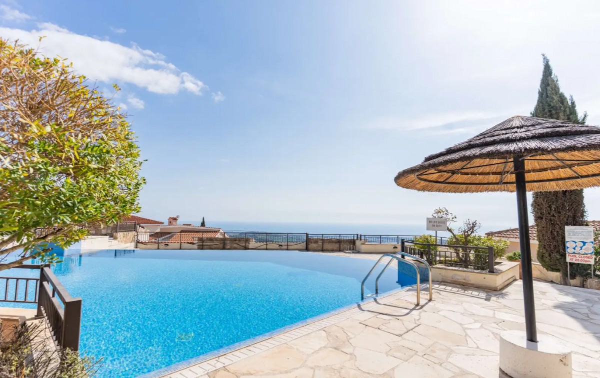 Detached Villa For Sale  in  Tsada