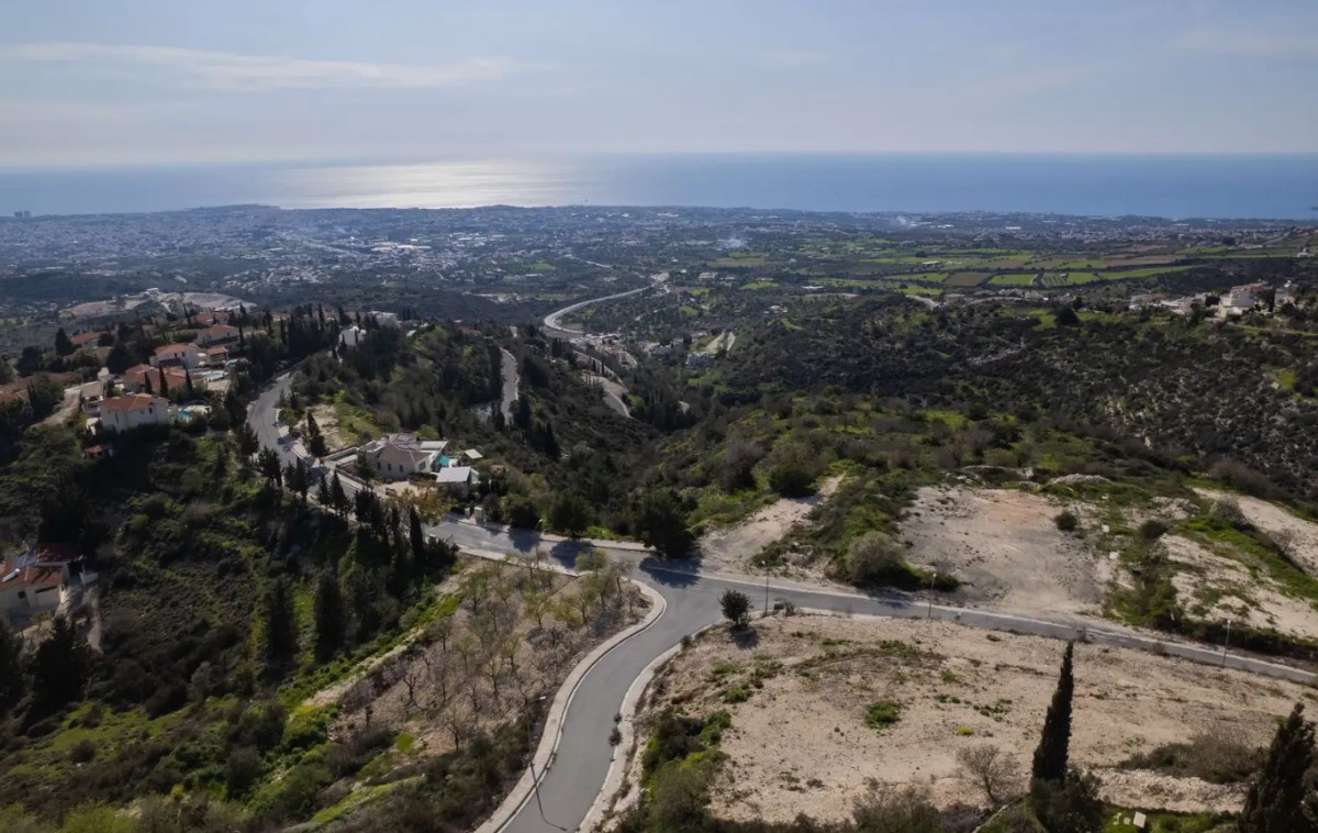 Detached Villa For Sale  in  Tsada