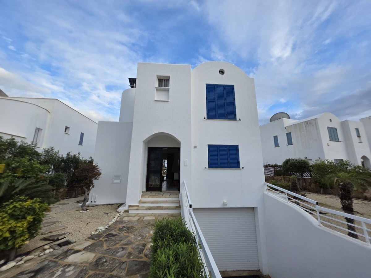 5-Bedroom Detached Villa for Rent in Chlorakas, Paphos