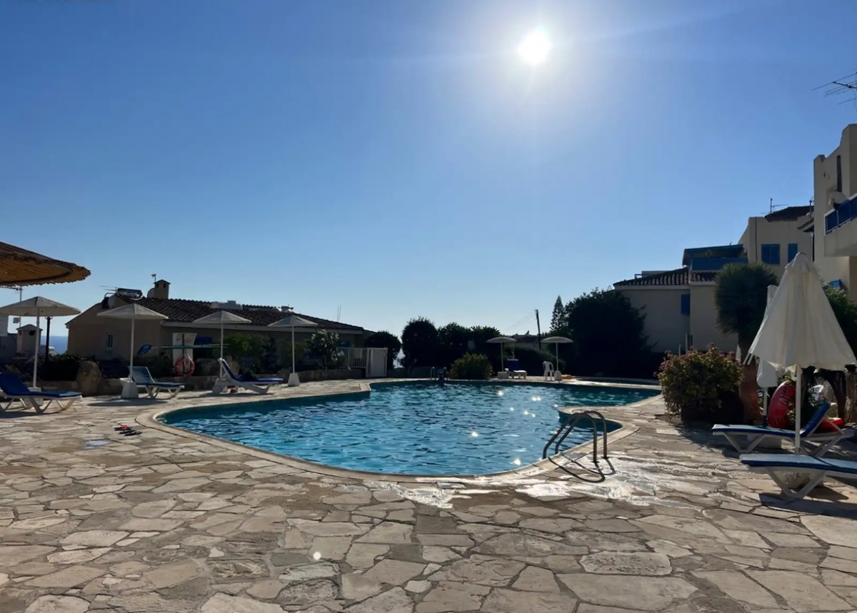 Chlorakas, Paphos Semi Detached Villa For Rent | DT4654