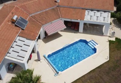 Kathikas, Paphos Detached Villa For Rent | DT4667