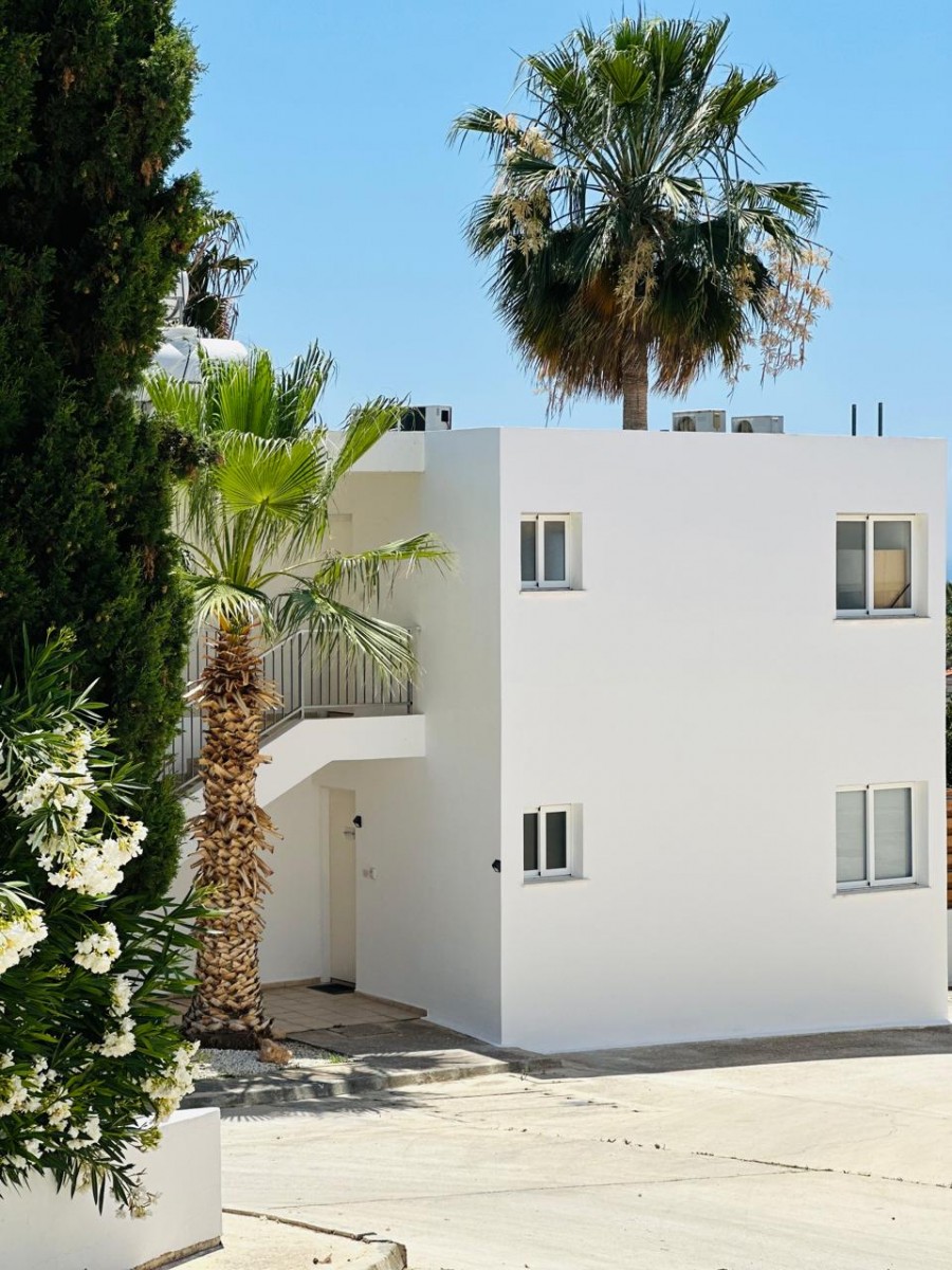 Studio For Sale  in  Peyia