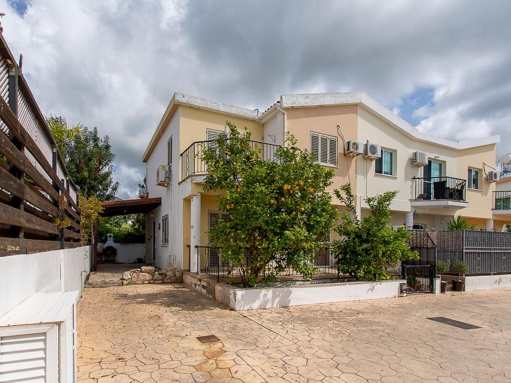 Peyia, Paphos Traditional House For Sale | DT4679
