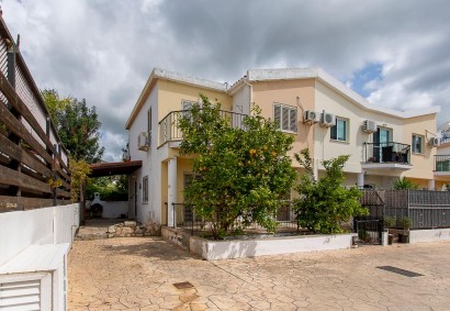 Peyia, Paphos Traditional House For Sale | DT4679