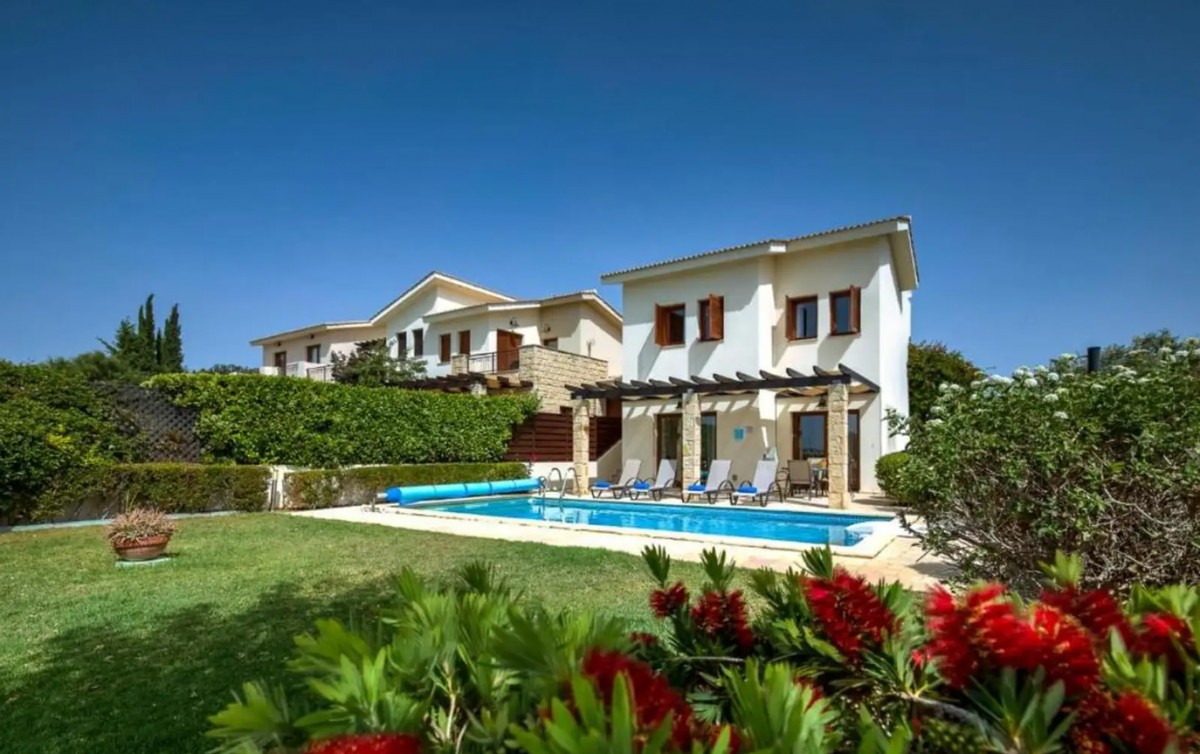 Detached Villa For Sale  in  Select Location