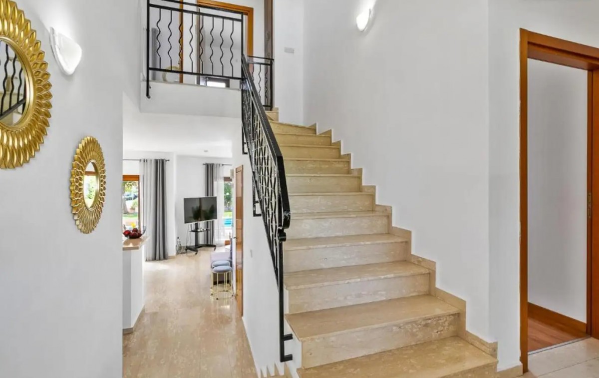 Detached Villa For Sale  in  Select Location