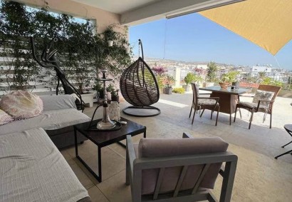 Paphos Town, Paphos Penthouse For Sale | DT4699