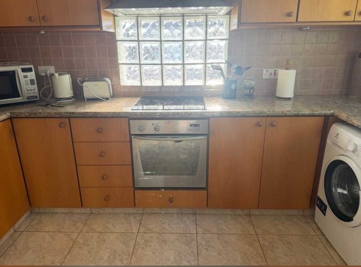 Detached Villa For Rent  in  Tala - Kamares