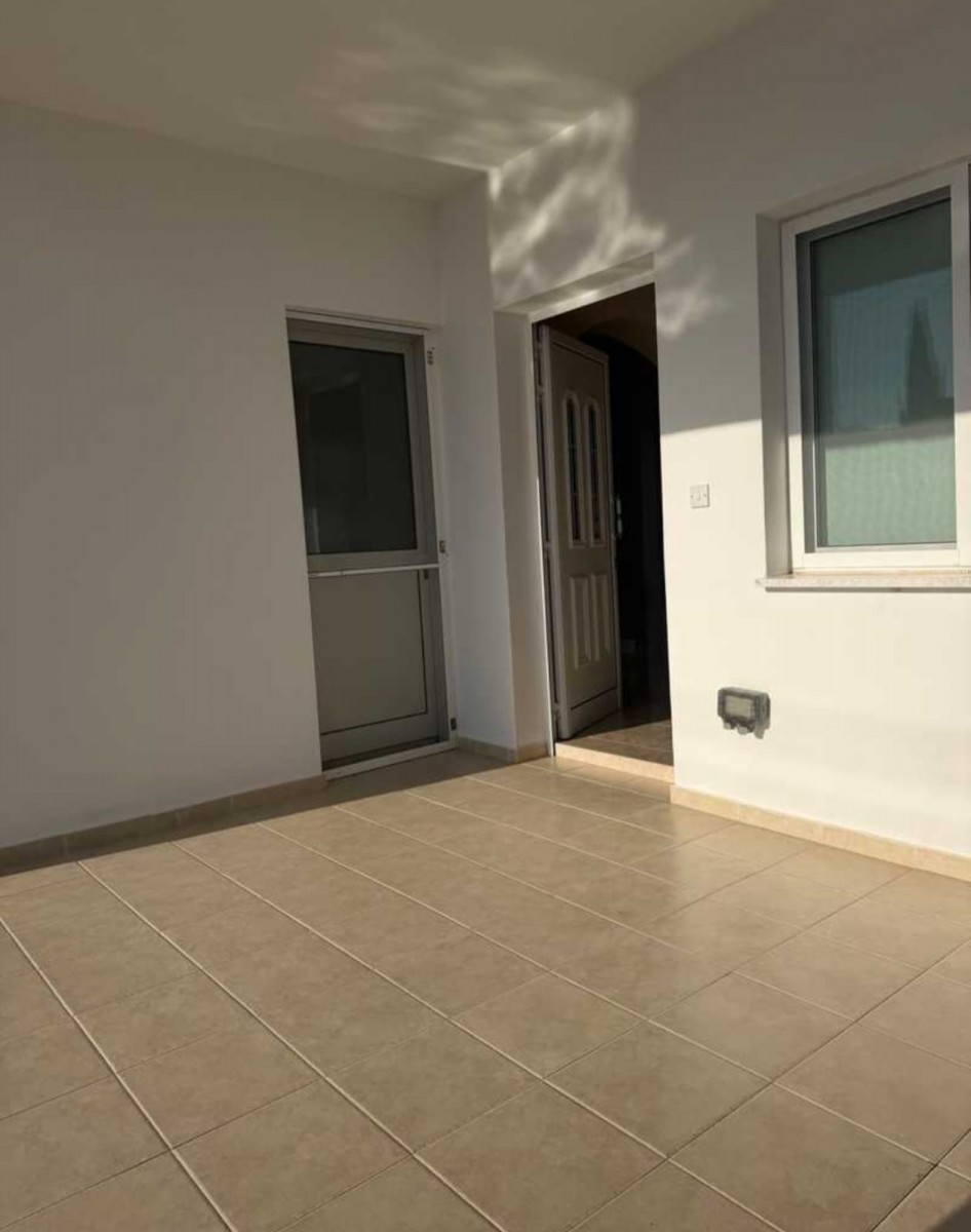 Detached Villa For Rent  in  Tala - Kamares