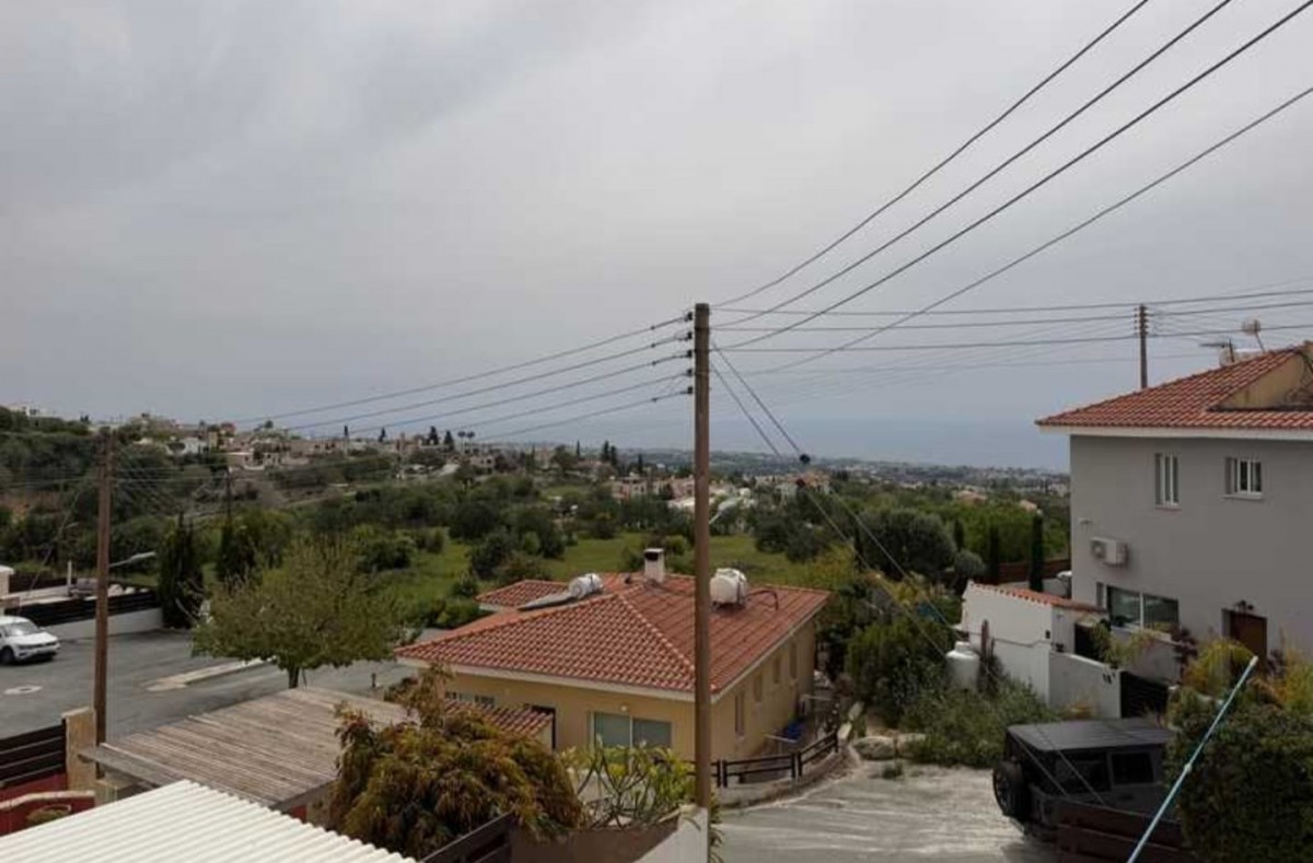 Detached Villa For Rent  in  Tala - Kamares