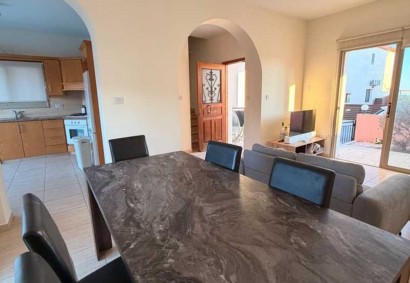 Tremithousa, Paphos Town House For Rent | DT4707