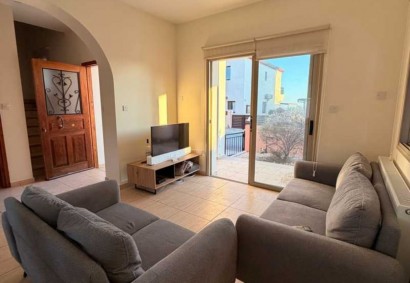 Tremithousa, Paphos Town House For Rent | DT4707