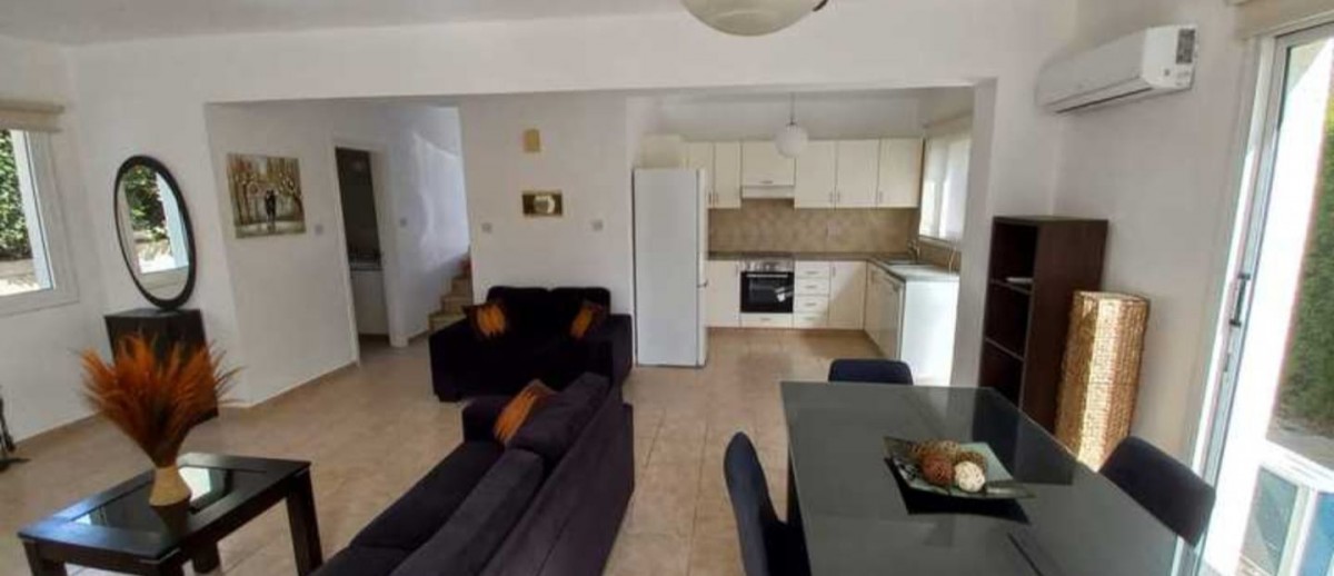 Detached Villa For Rent  in  Chlorakas