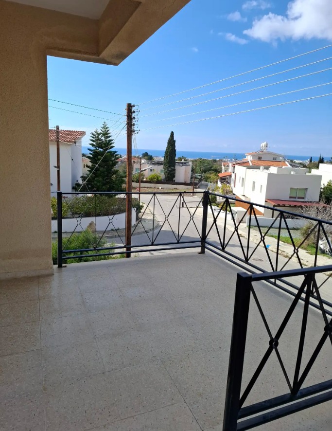 Konia, Paphos Detached Villa For Sale | DT3496
