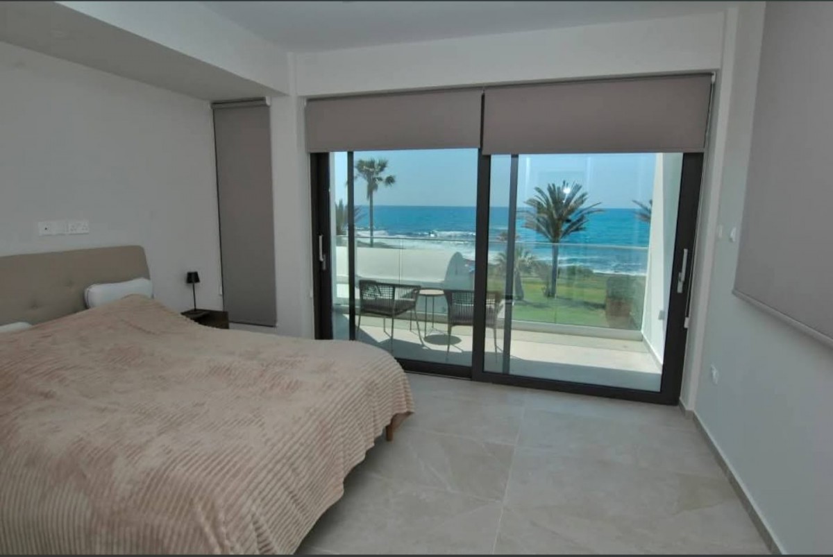 Detached Villa For Rent  in  Kissonerga