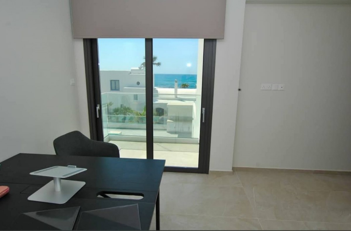Detached Villa For Rent  in  Kissonerga