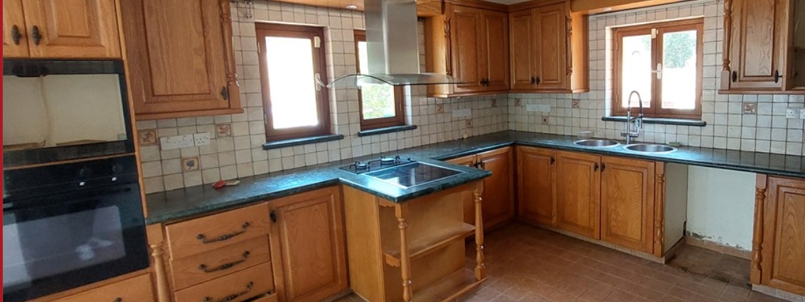 Detached Villa For Sale  in  Select Location