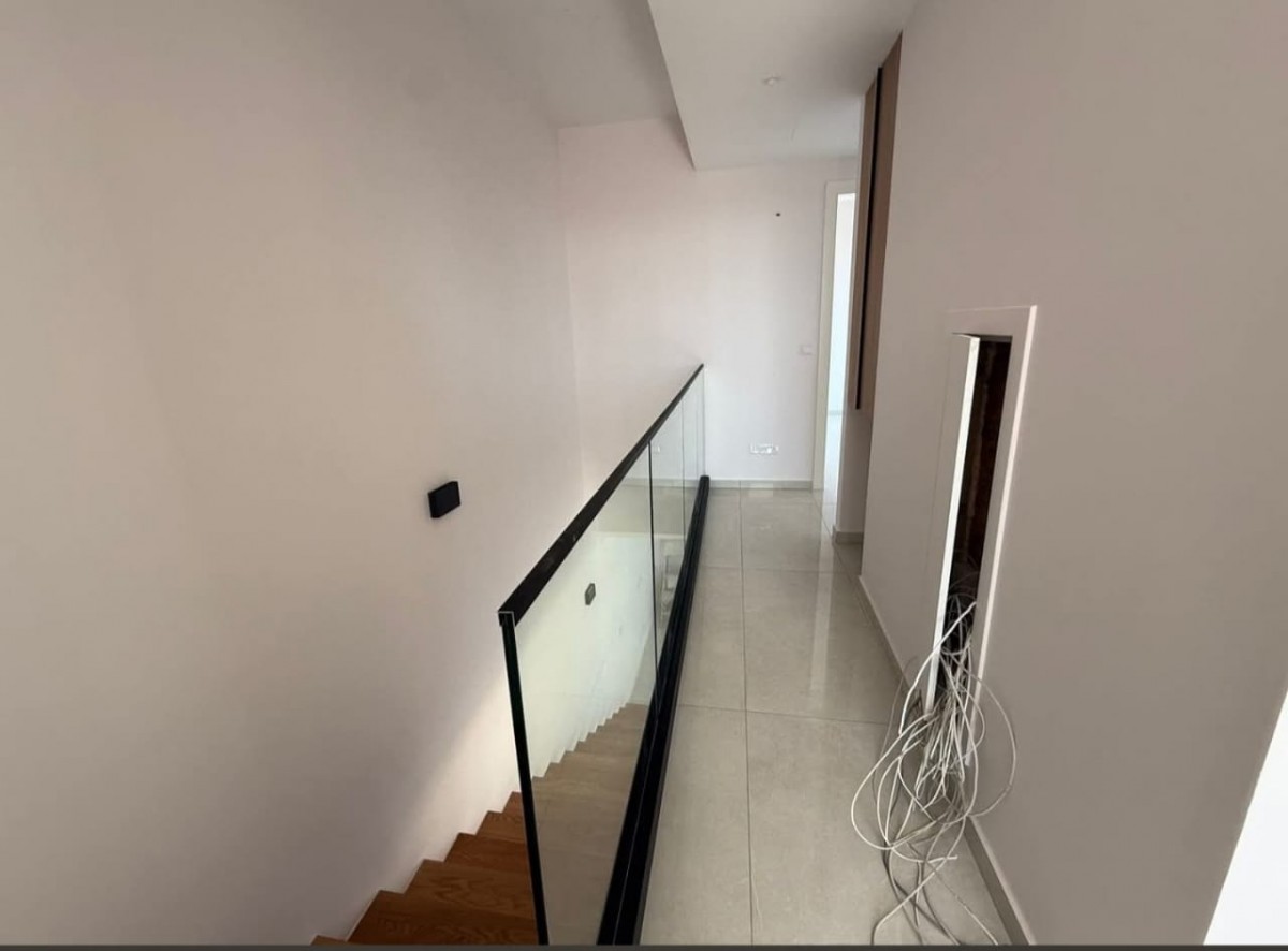 Detached Villa For Rent  in  Select Location