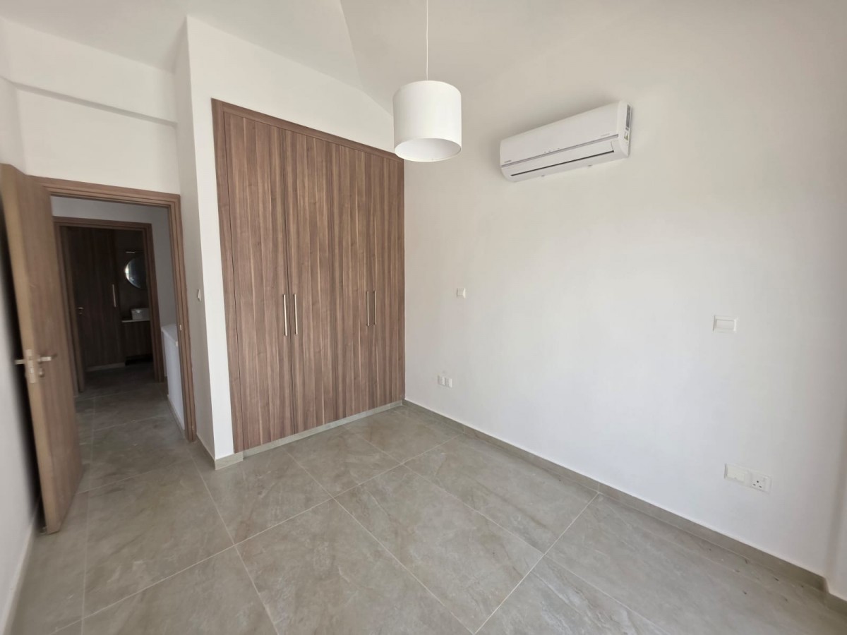 Detached Villa For Rent  in  Emba