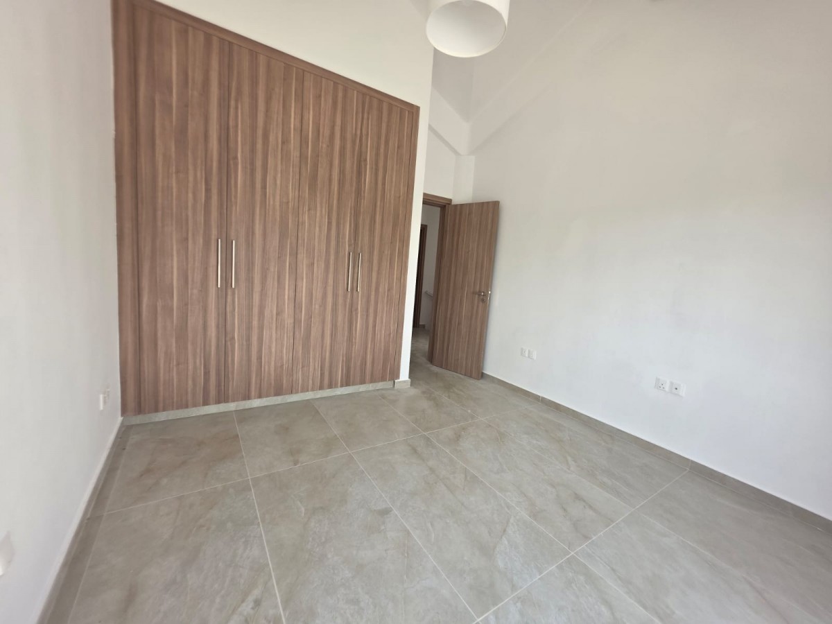 Detached Villa For Rent  in  Emba