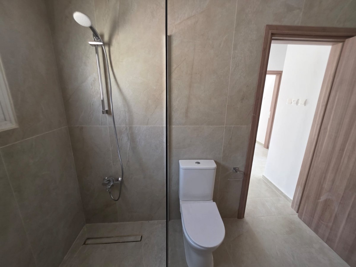 Detached Villa For Rent  in  Emba