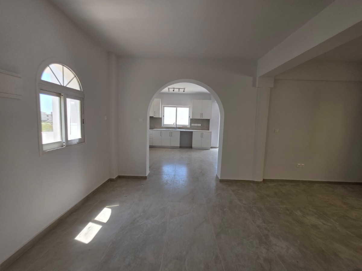 Detached Villa For Rent  in  Emba