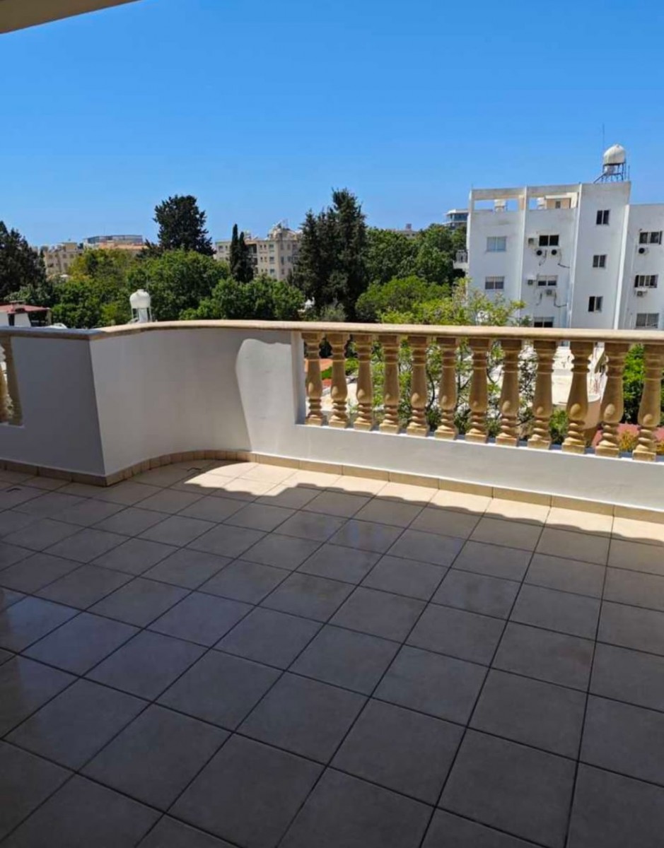 Apartment For Rent  in  Paphos Town