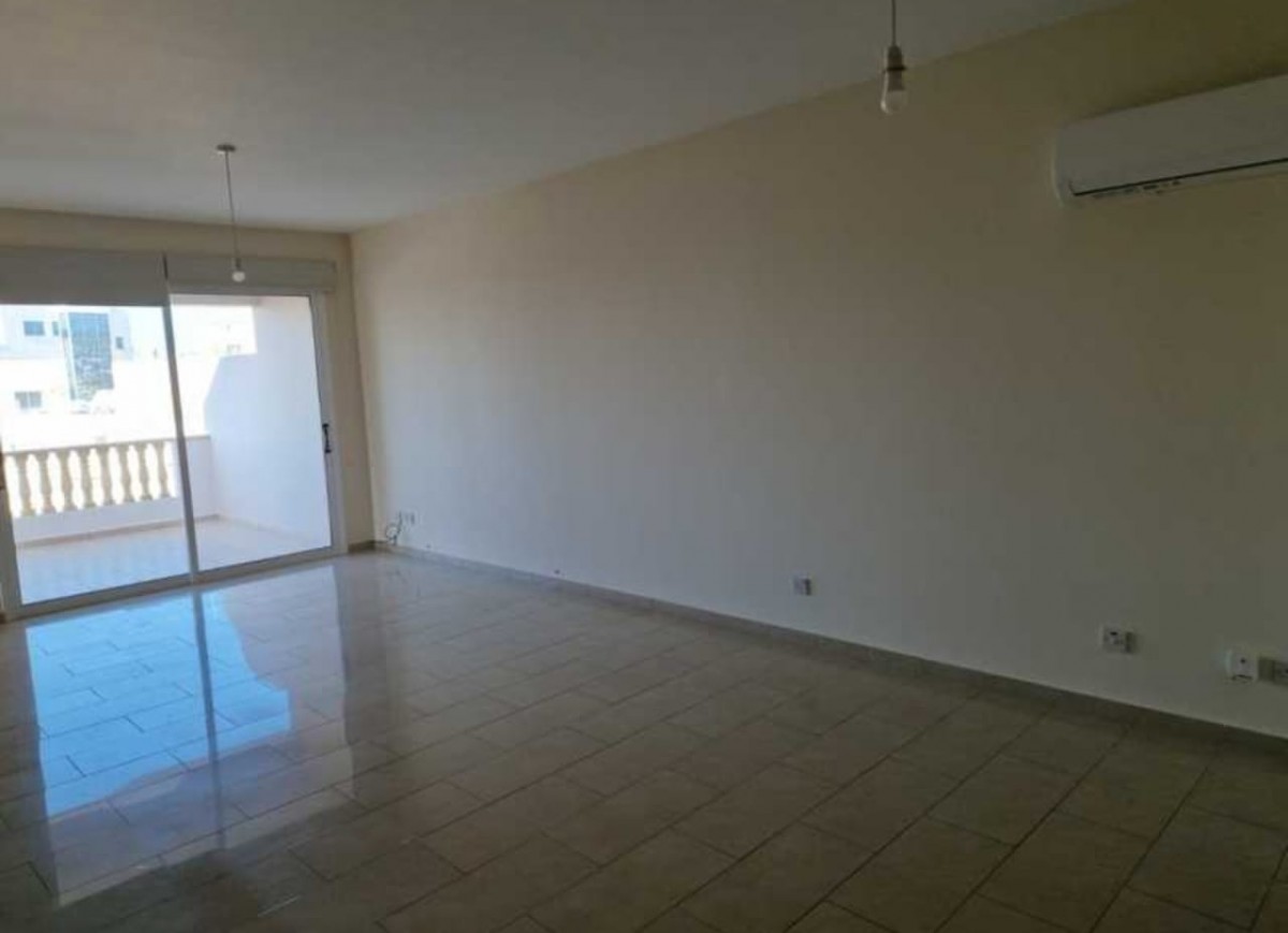 Apartment For Rent  in  Paphos Town