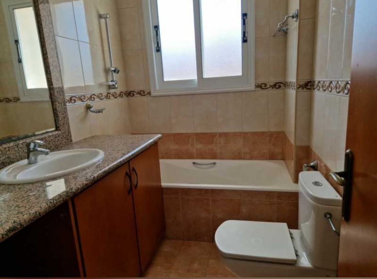 Apartment For Rent  in  Paphos Town