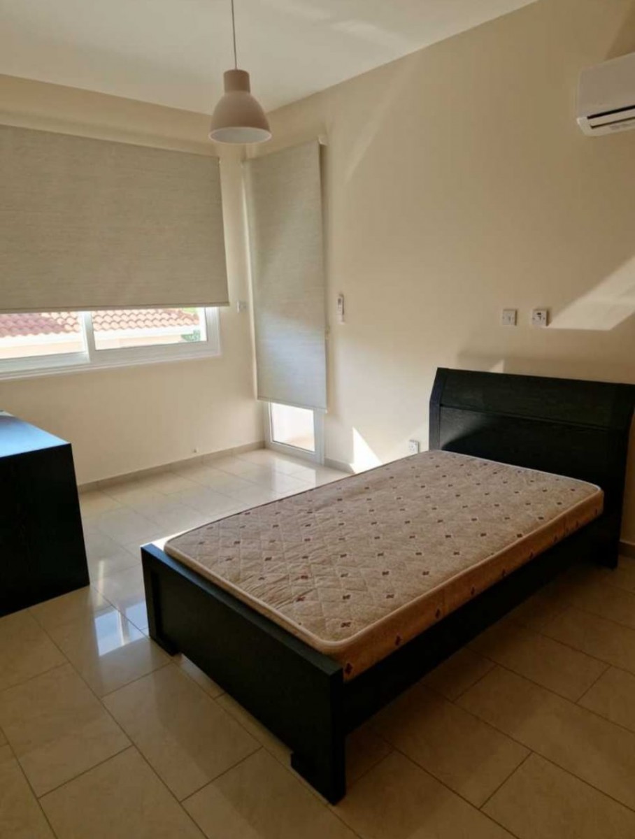 Apartment For Rent  in  Paphos Town