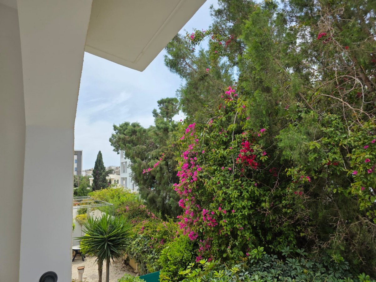 Apartment For Sale  in  Kato Paphos - Tombs of The Kings