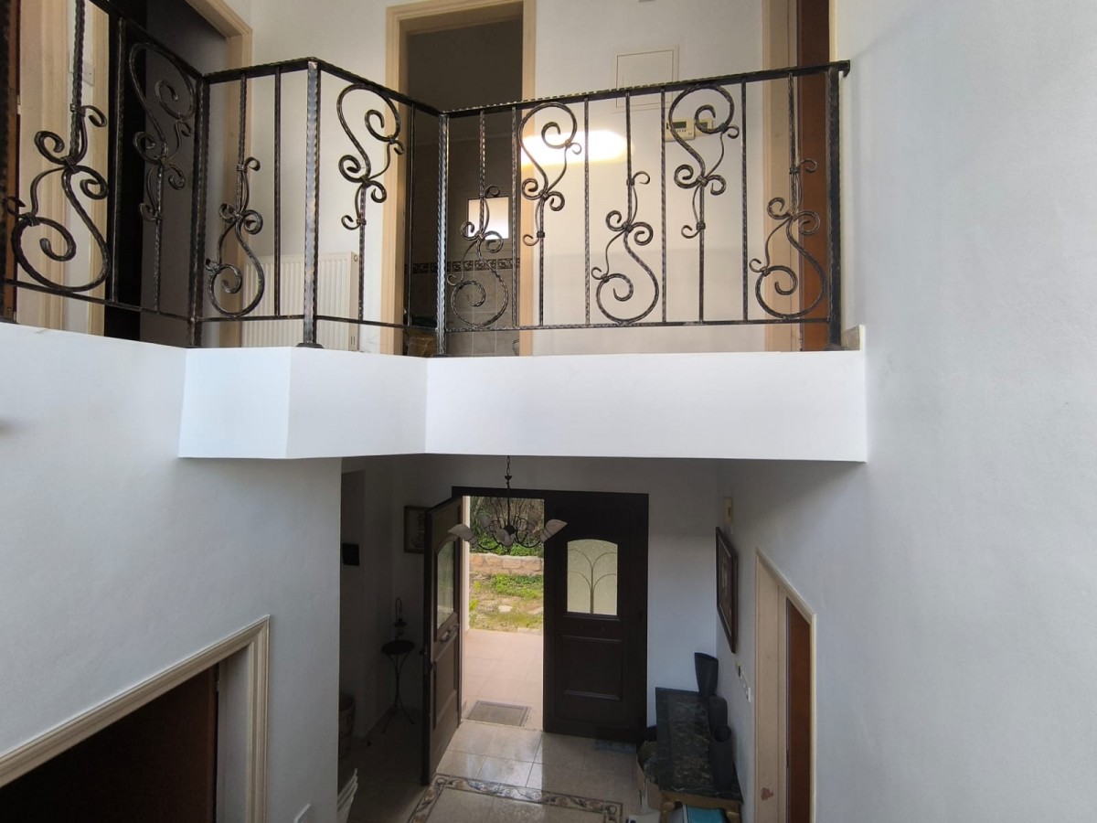 Detached Villa For Sale  in  Select Location