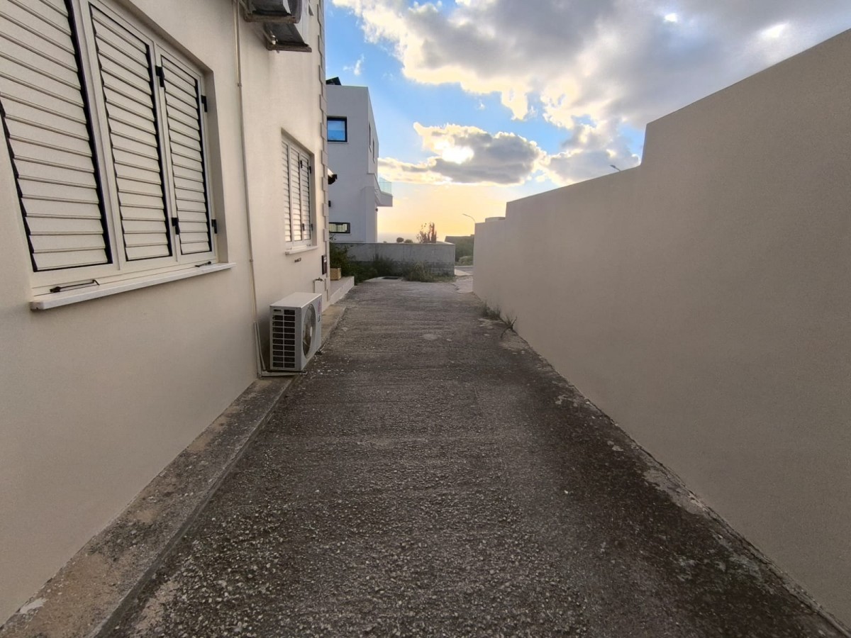 Detached Villa For Sale  in  Select Location