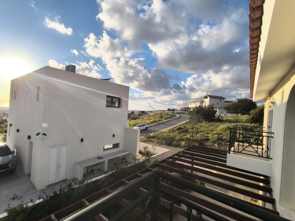 Detached Villa For Sale  in  Select Location