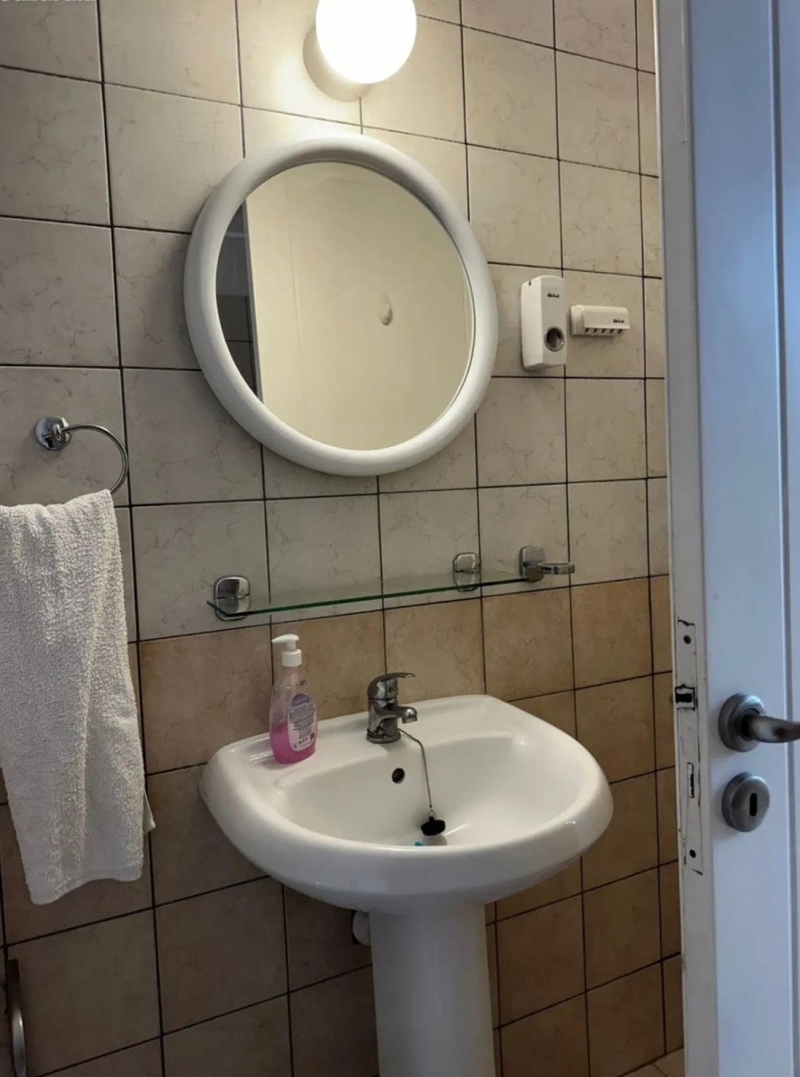 Town House For Rent  in  Peyia