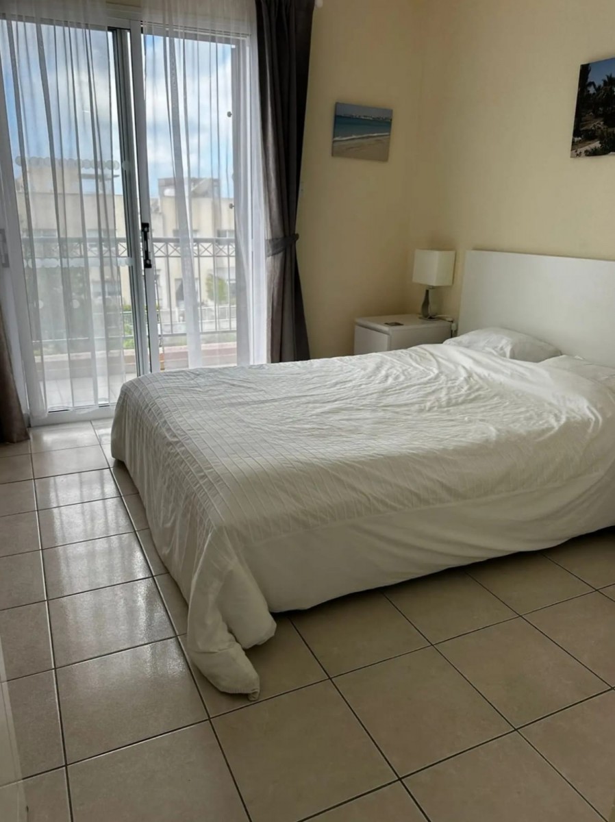 Town House For Rent  in  Peyia