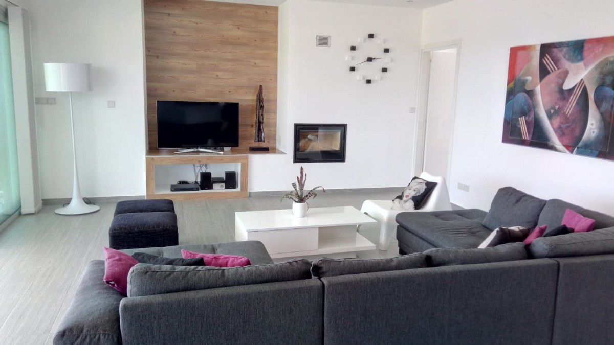 Detached Villa For Sale  in  Select Location