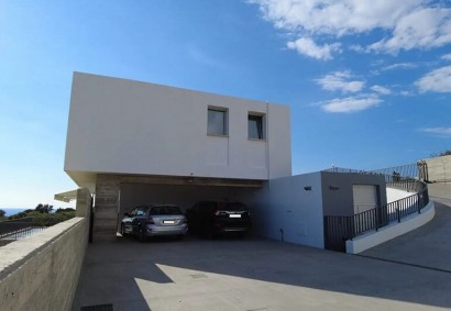 Peyia, Paphos Detached Villa For Rent | DT4760