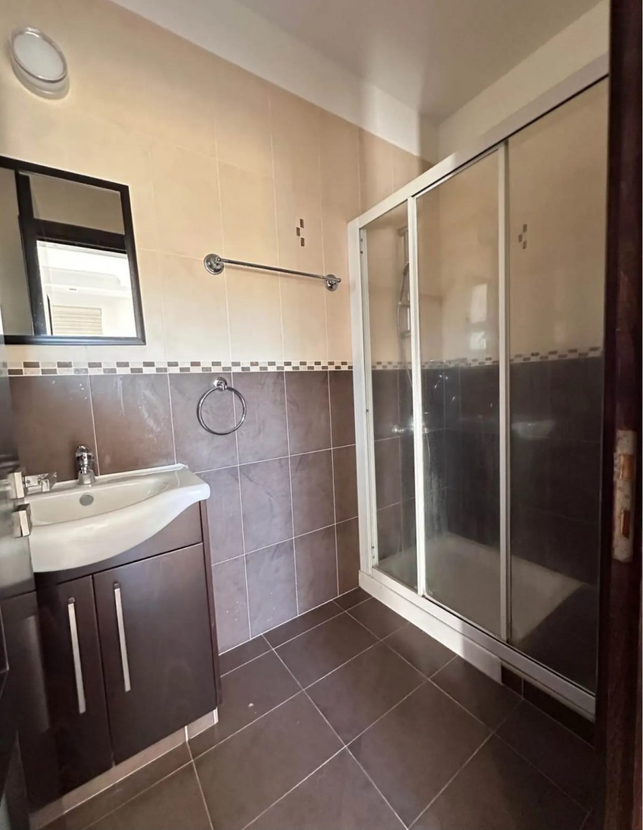 Apartment For Rent  in  Konia