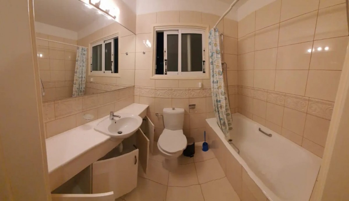 Town House For Rent  in  Chlorakas