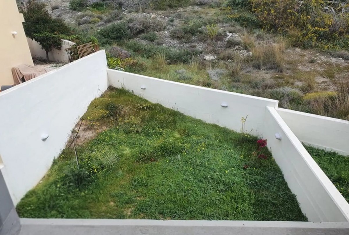 Town House For Rent  in  Chlorakas