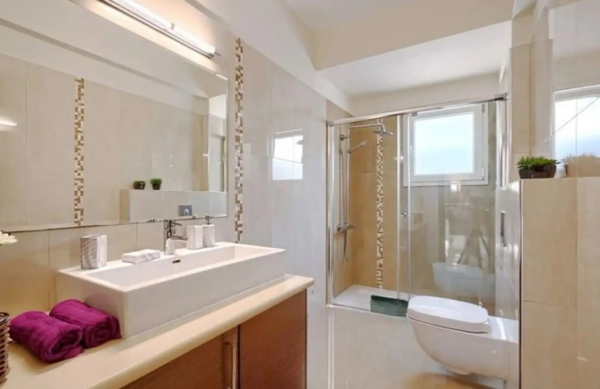 Detached Villa For Rent  in  Kato Paphos - Universal