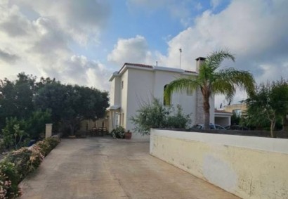 Geroskipou, Paphos Detached Villa For Sale | DT4772