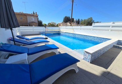 Geroskipou, Paphos Detached Villa For Rent | DT4778