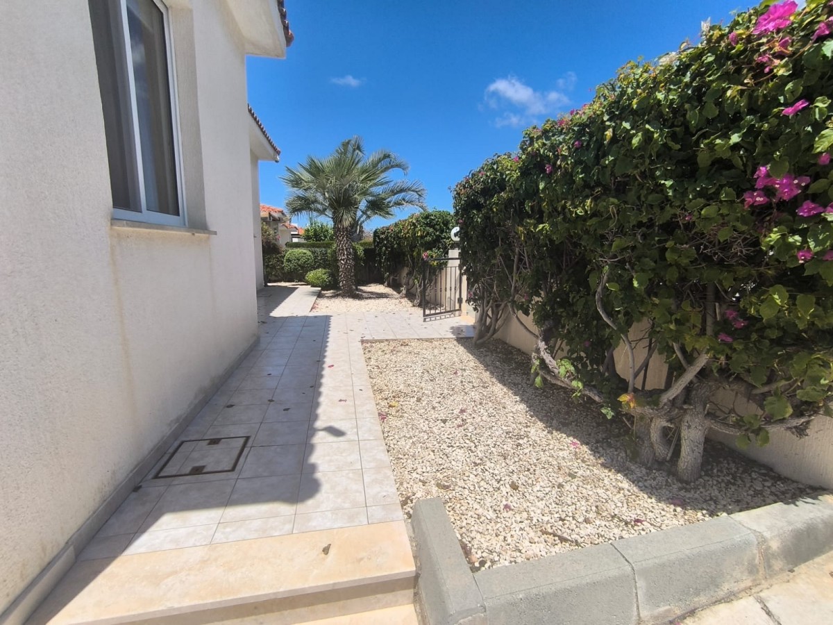 Detached Villa For Sale  in  Select Location