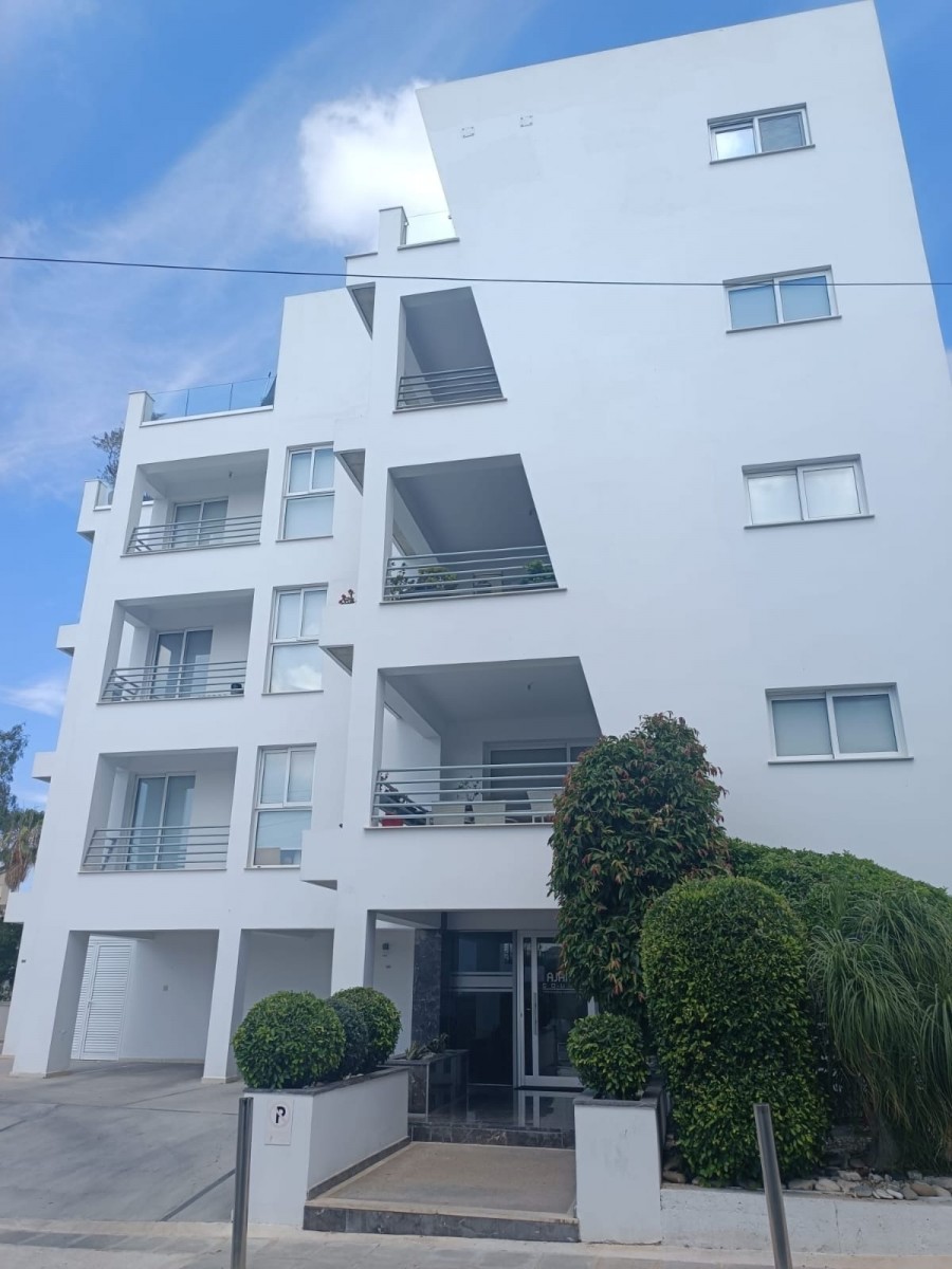 Paphos Town, Paphos Penthouse For Rent | DT4784